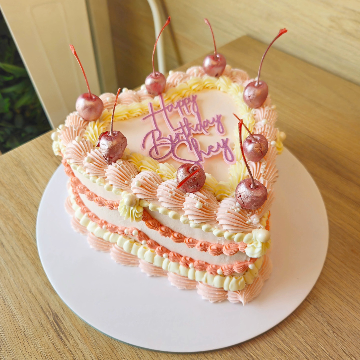 Torta corazon rosadas